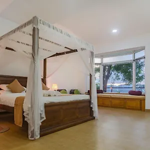 https://villa-mount-melody.kandyhotelsnow.com
